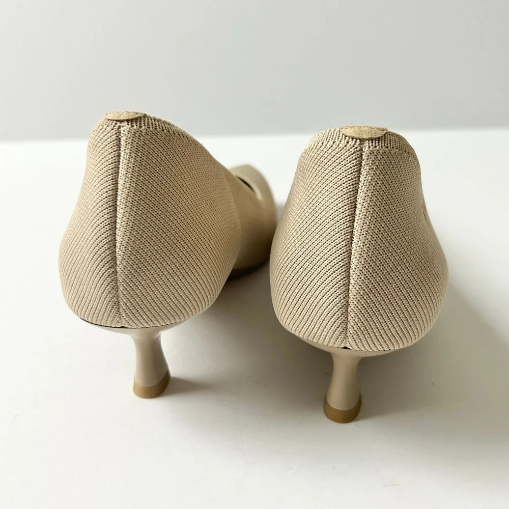 NEW Vivaia Scarlett Pointed Toe V-Cut Kitten Heel Pumps Almond EU 38.5 US 7.5